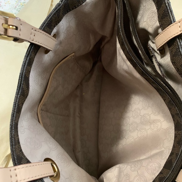 Michael Kors Purse - Picture 3 of 5